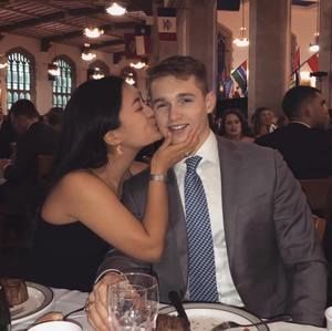 Meet your Posher, Jenny